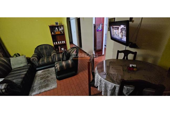 Apartamentos, Venta, Alcázares - $150.000.000