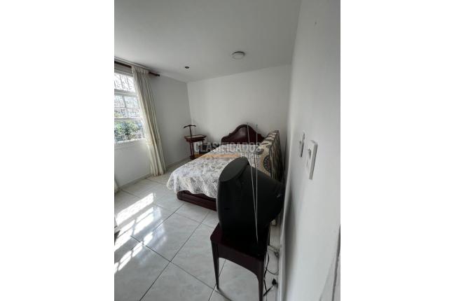 Casas, Venta, Miraflores - $650.000.000