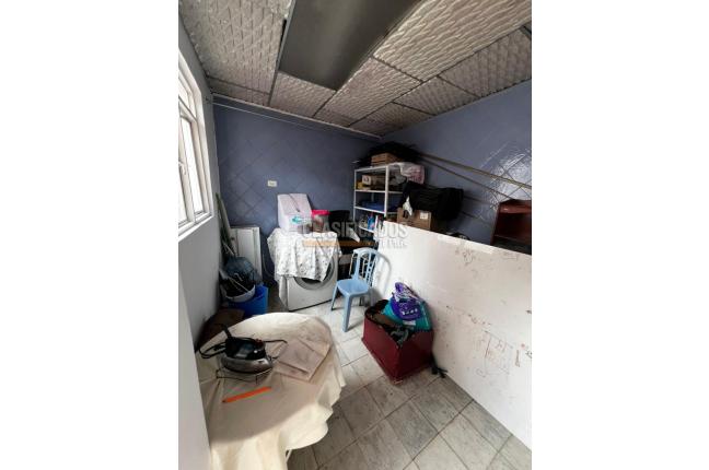 Casas, Venta, Miraflores - $650.000.000