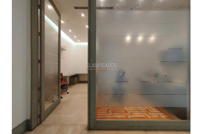 Locales y Bodegas, Alquiler, Granada - $3.000.000