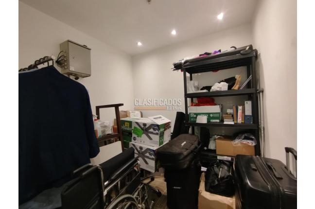 Locales y Bodegas, Alquiler, Granada - $3.000.000