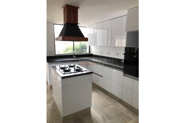 Apartamentos, Venta en Granada