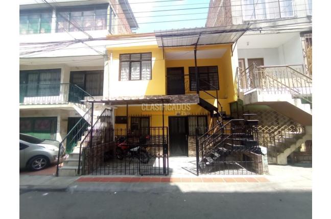 Casas, Alquiler, Nápoles - $1.050.000