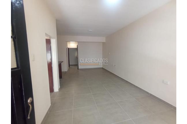 Casas, Alquiler, Nápoles - $1.050.000