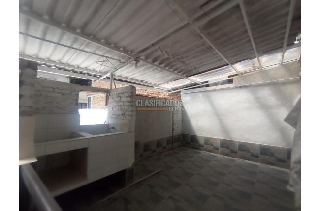 Casas, Alquiler, Nápoles - $1.050.000