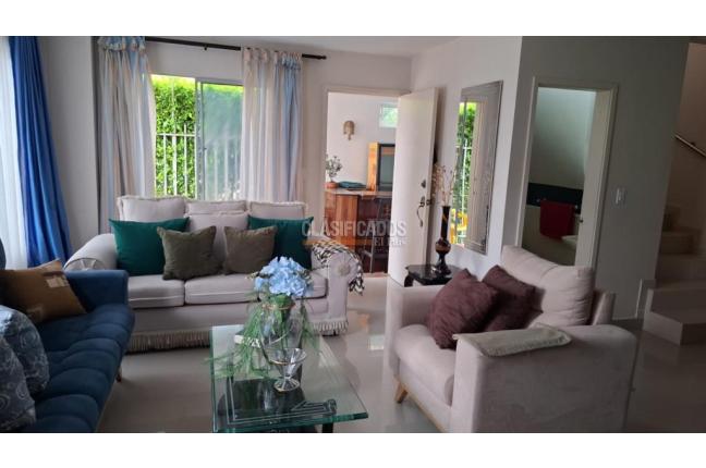 Casas, Venta en Dos Quebradas