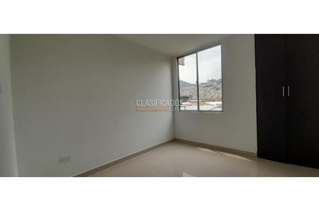 Apartamentos, Alquiler, El Refugio - $1.740.000