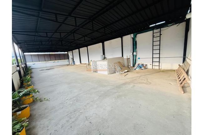 Edificios, Venta, República de Israel - $980.000.000