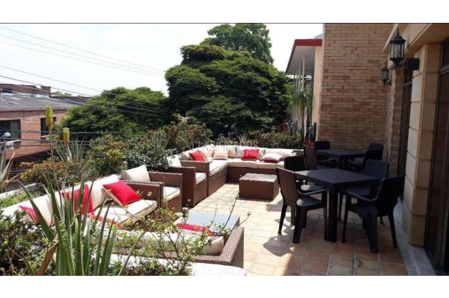 Casas, Venta, Miraflores - $1.850.000.000