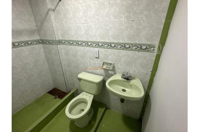 Apartaestudios, Alquiler, El Lido - $600.000