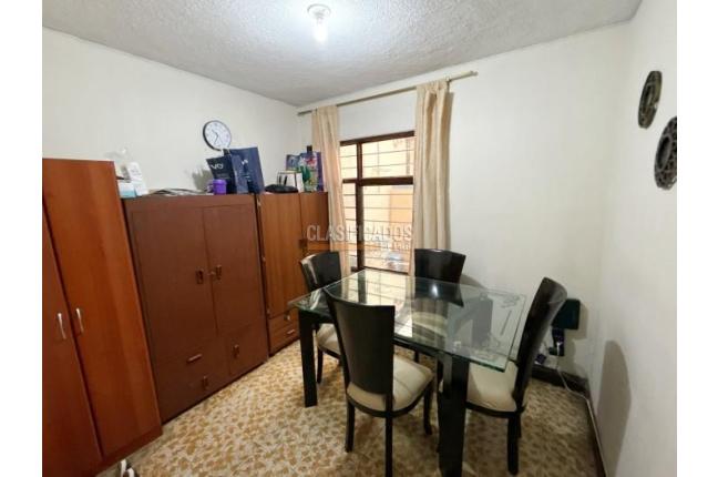 Casas, Venta, Colseguros - $550.000.000