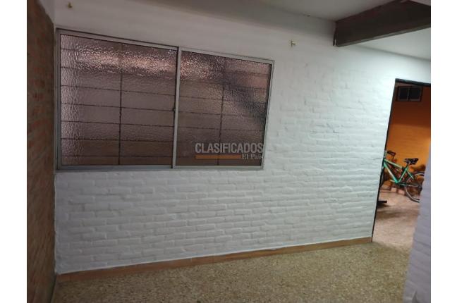 Apartaestudios, Alquiler, Cristóbal Colón - $700.000