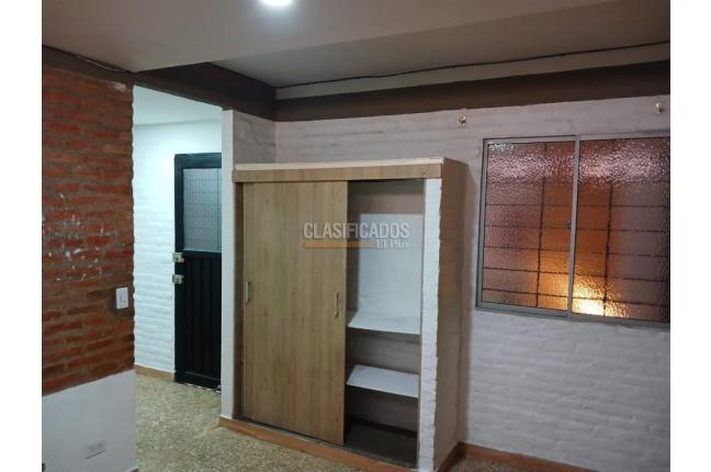 Apartaestudios, Alquiler, Cristóbal Colón - $700.000