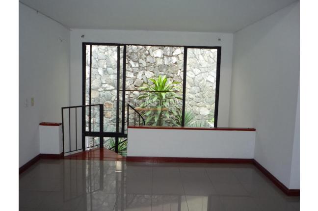 Apartamentos, Alquiler, Santa Rosa - $2.400.000