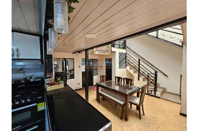 Casas, Alquiler, Bogotá - $9.000.000