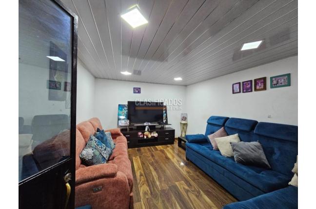 Casas, Alquiler, Bogotá - $9.000.000