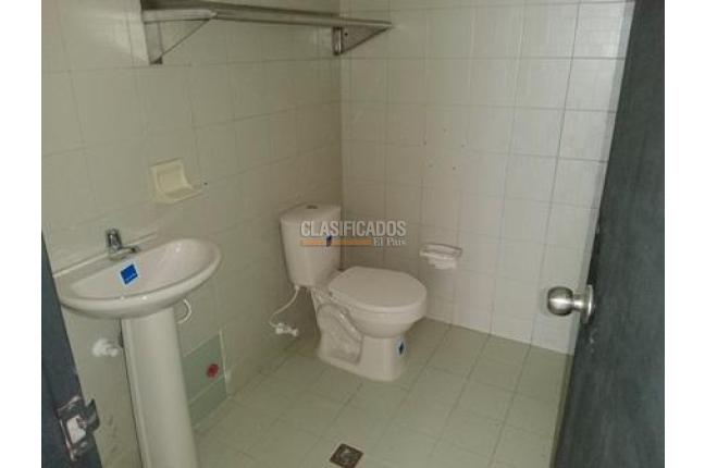 Oficinas y Consultorios, Alquiler, Vipasa - $1.800.000