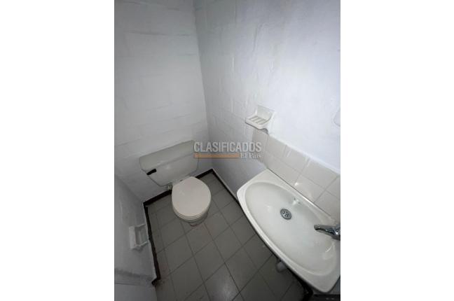 Casas, Alquiler, Villa del Prado - $850.000