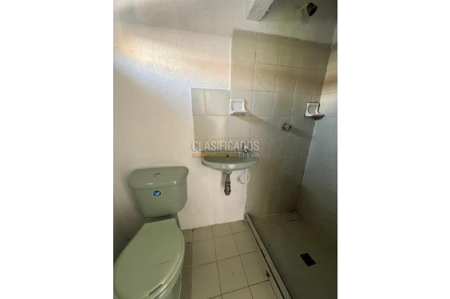 Casas, Alquiler, Villa del Prado - $850.000