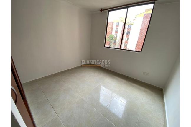 Apartamentos, Alquiler, Colseguros - $1.800.000