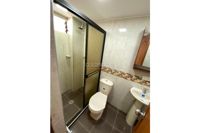 Apartamentos, Alquiler, Colseguros - $1.800.000