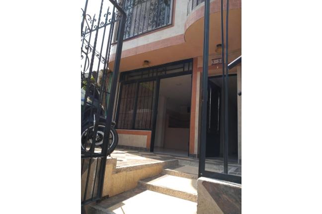 Apartaestudios, Alquiler, Nápoles