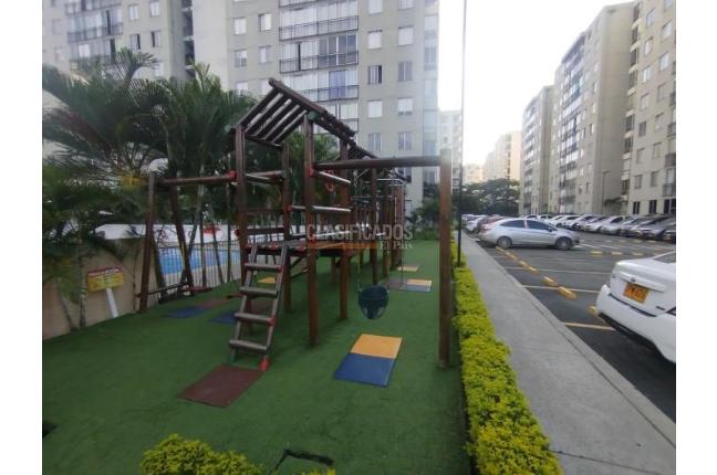 Apartamentos, Venta, Yumbo - $195.000.000