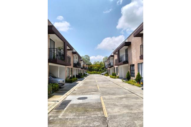 Casas, Alquiler, Dos Quebradas - $2.500.000