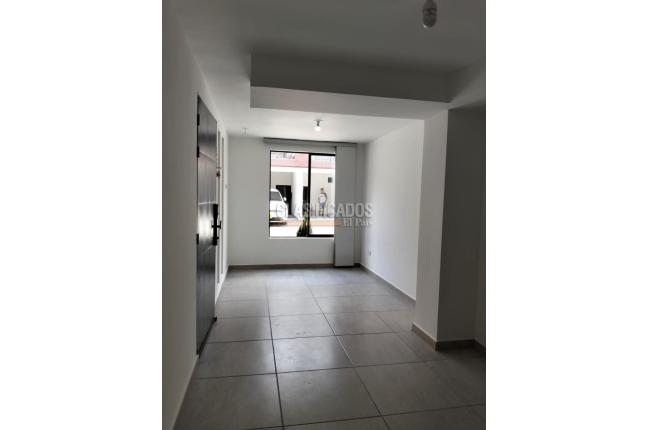 Casas, Alquiler, Dos Quebradas - $2.500.000