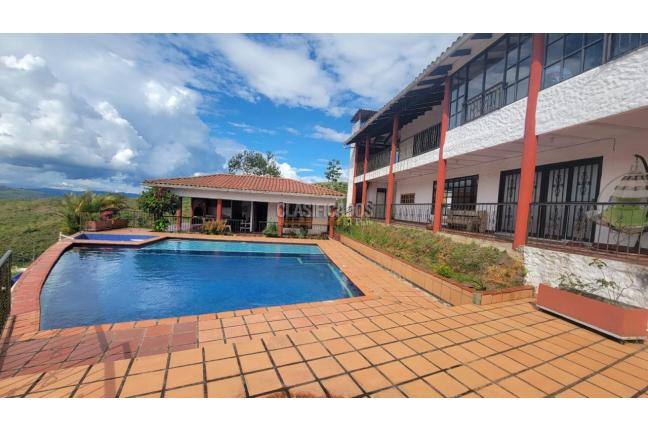 Fincas y Casas Campestres, Venta, Calima (Darién) - $1.800.000.000
