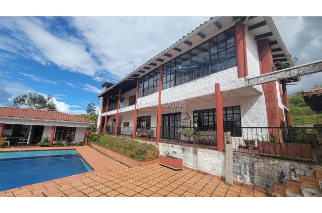 Fincas y Casas Campestres, Venta, Calima (Darién) - $1.800.000.000