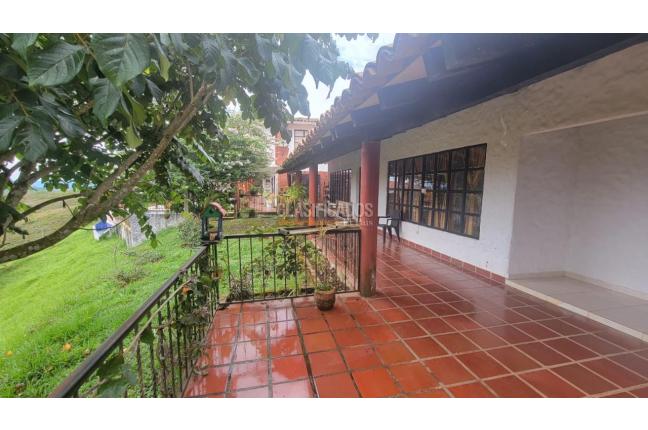 Fincas y Casas Campestres, Venta, Calima (Darién) - $1.800.000.000