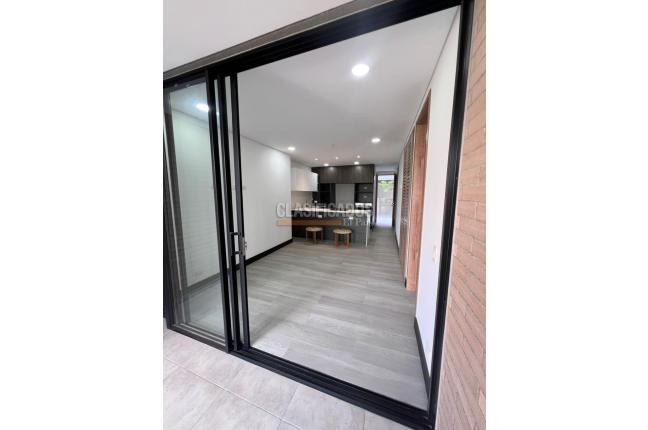 Apartamentos, Venta en Arboleda