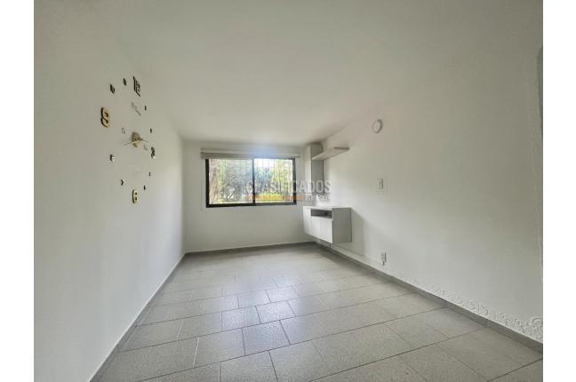 Apartamentos, Venta, Cañaverales - $202.000.000