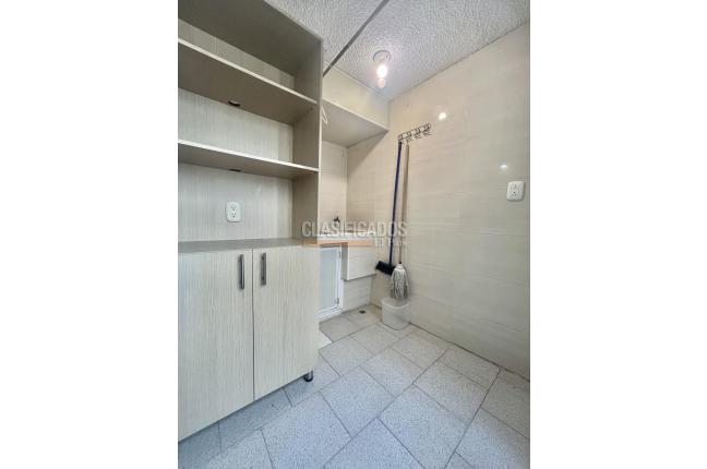 Apartamentos, Venta, Cañaverales - $202.000.000