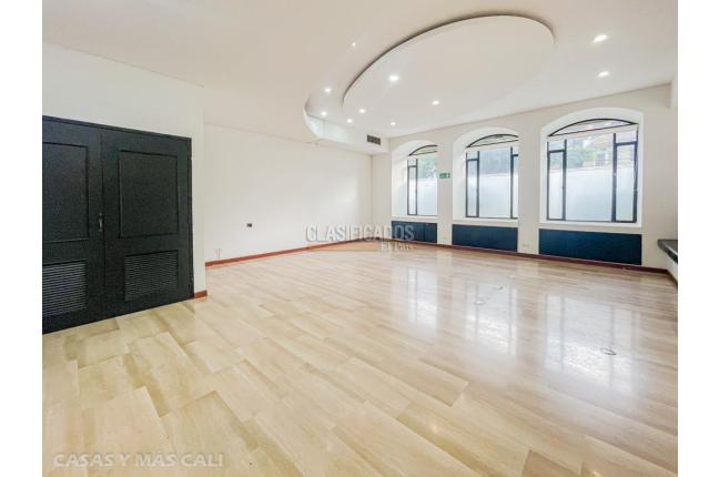 Oficinas y Consultorios, Alquiler en El Peñón