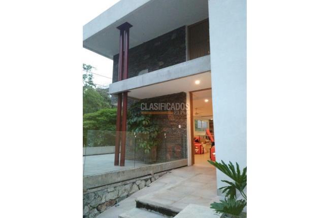 Casas, Alquiler en Santa Mónica Residencial