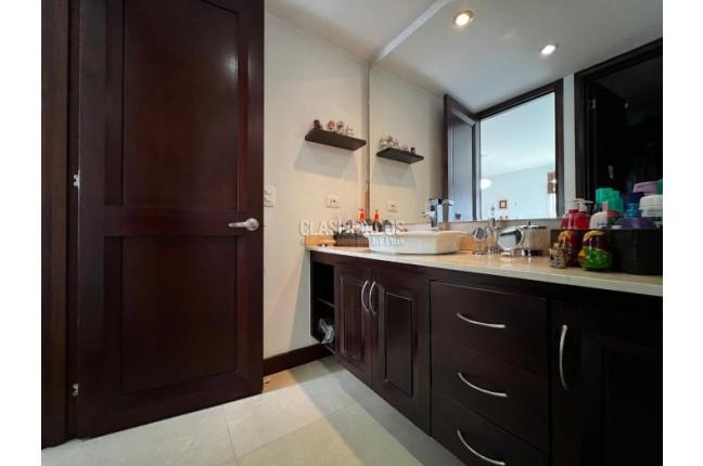 Apartamentos, Venta, Aguacatal - $1.400.000.000