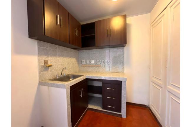 Apartaestudios, Alquiler, Versalles - $930.000