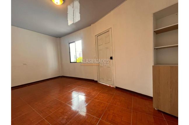 Apartaestudios, Alquiler, Versalles - $930.000