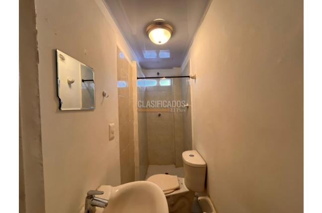 Apartaestudios, Alquiler, Versalles - $930.000