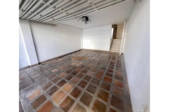 Locales y Bodegas, Venta en El Ingenio