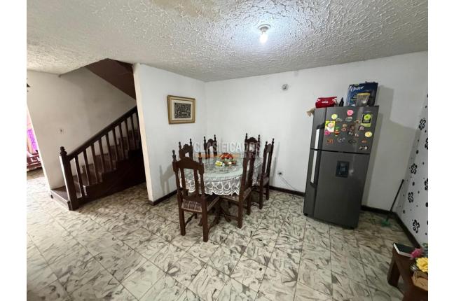 Casas, Venta, Departamental - $380.000.000