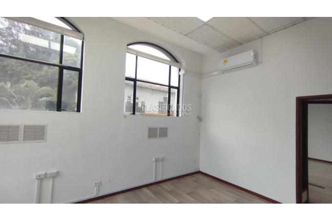 Oficinas y Consultorios, Alquiler, El Peñón - $7.000.000