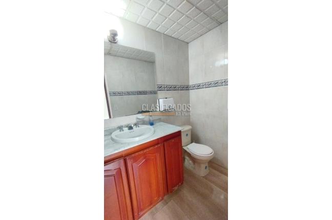 Oficinas y Consultorios, Alquiler, El Peñón - $7.000.000