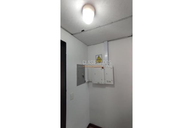 Oficinas y Consultorios, Alquiler, El Peñón - $7.000.000