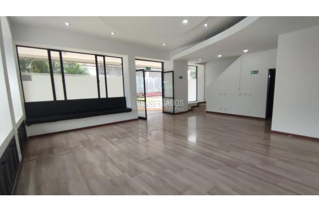 Oficinas y Consultorios, Alquiler, El Peñón - $7.000.000