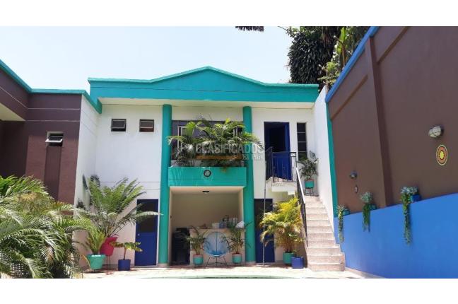 Casas, Venta, Miraflores - $1.850.000.000