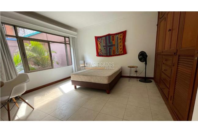 Casas, Venta, Miraflores - $1.850.000.000