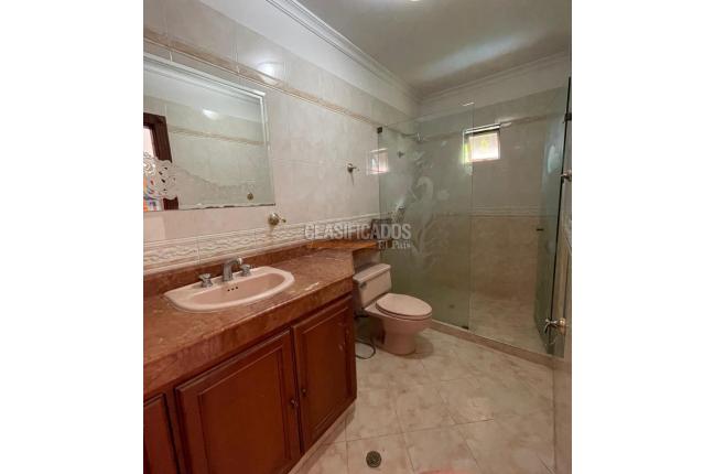 Casas, Venta, Miraflores - $1.850.000.000